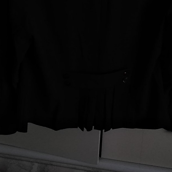Blazer - Picture 2 of 3